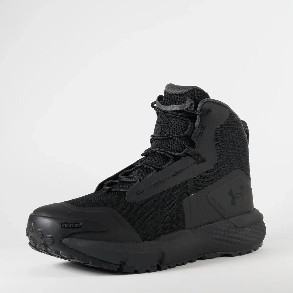Bota Charged Negro