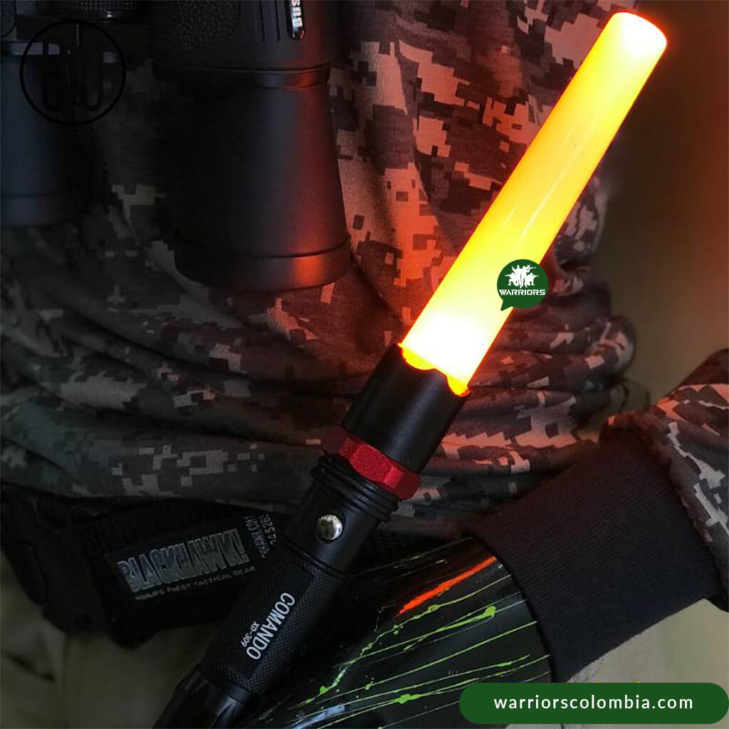 Linterna Comando XD-309 Rompe Vidrio