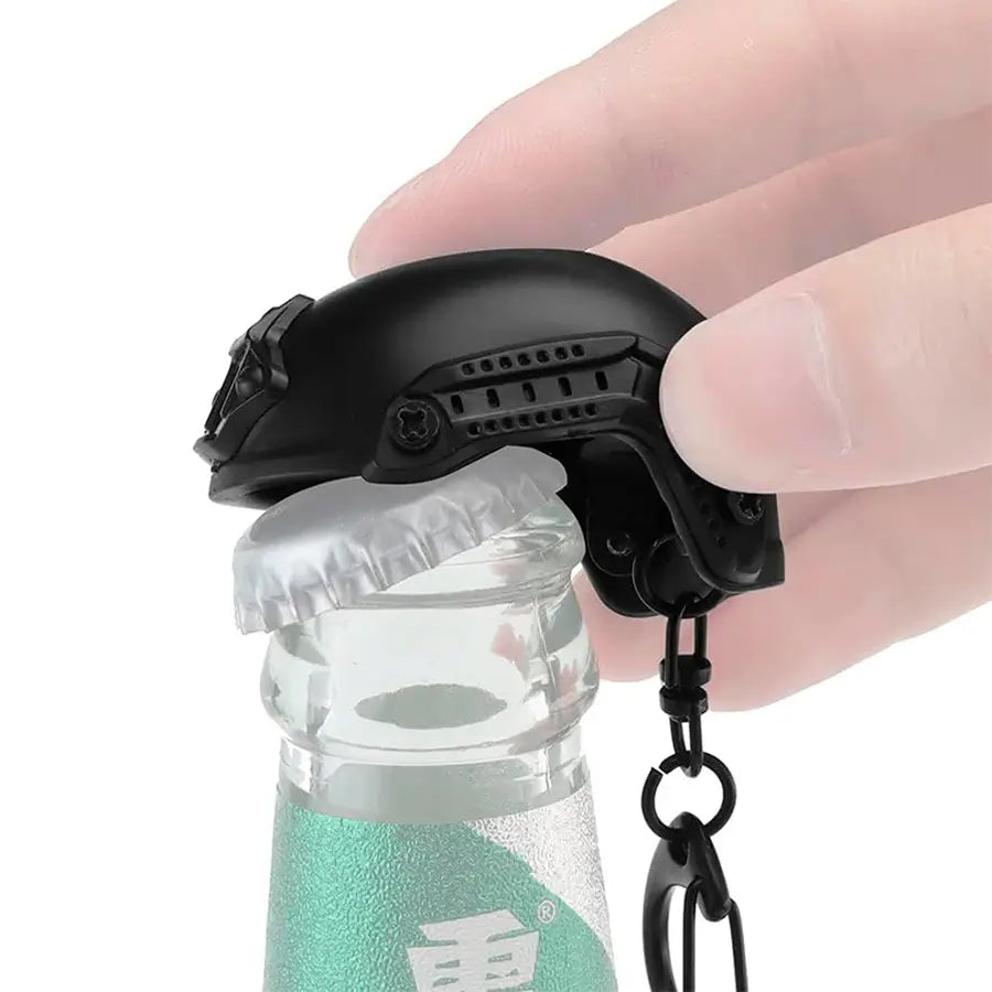 Llavero Casco Tactico Abrebotellas Negro
