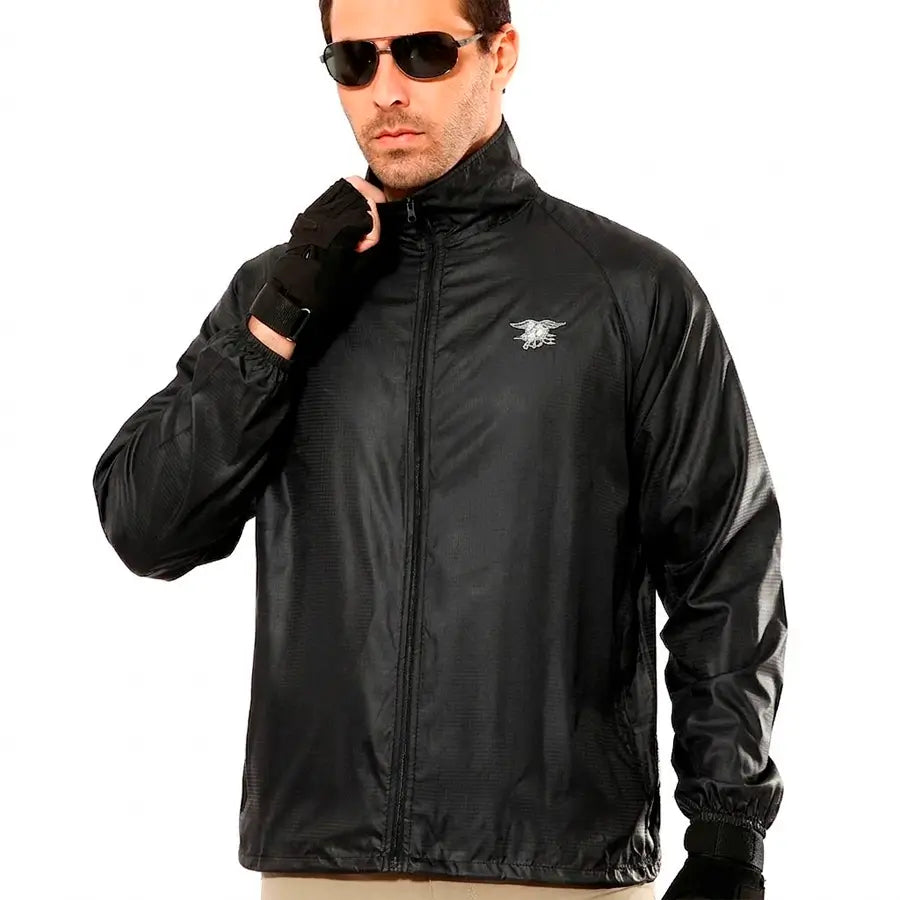 Chaqueta Rompe Viento Negro