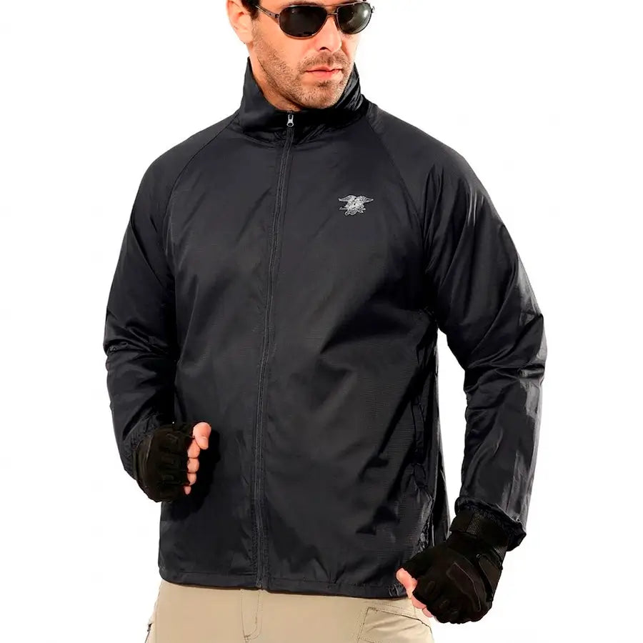 Chaqueta Rompe Viento Negro