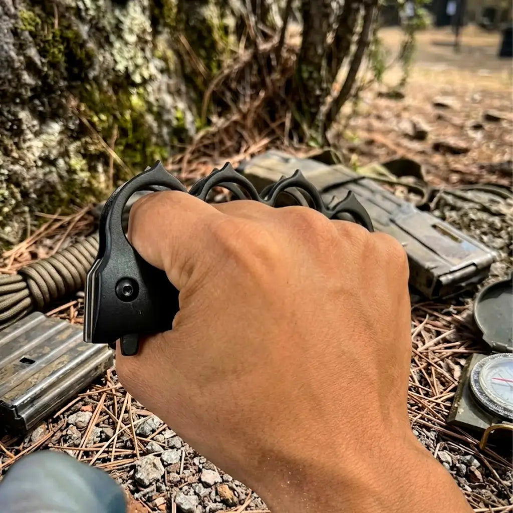 Manopla con Navaja 58043