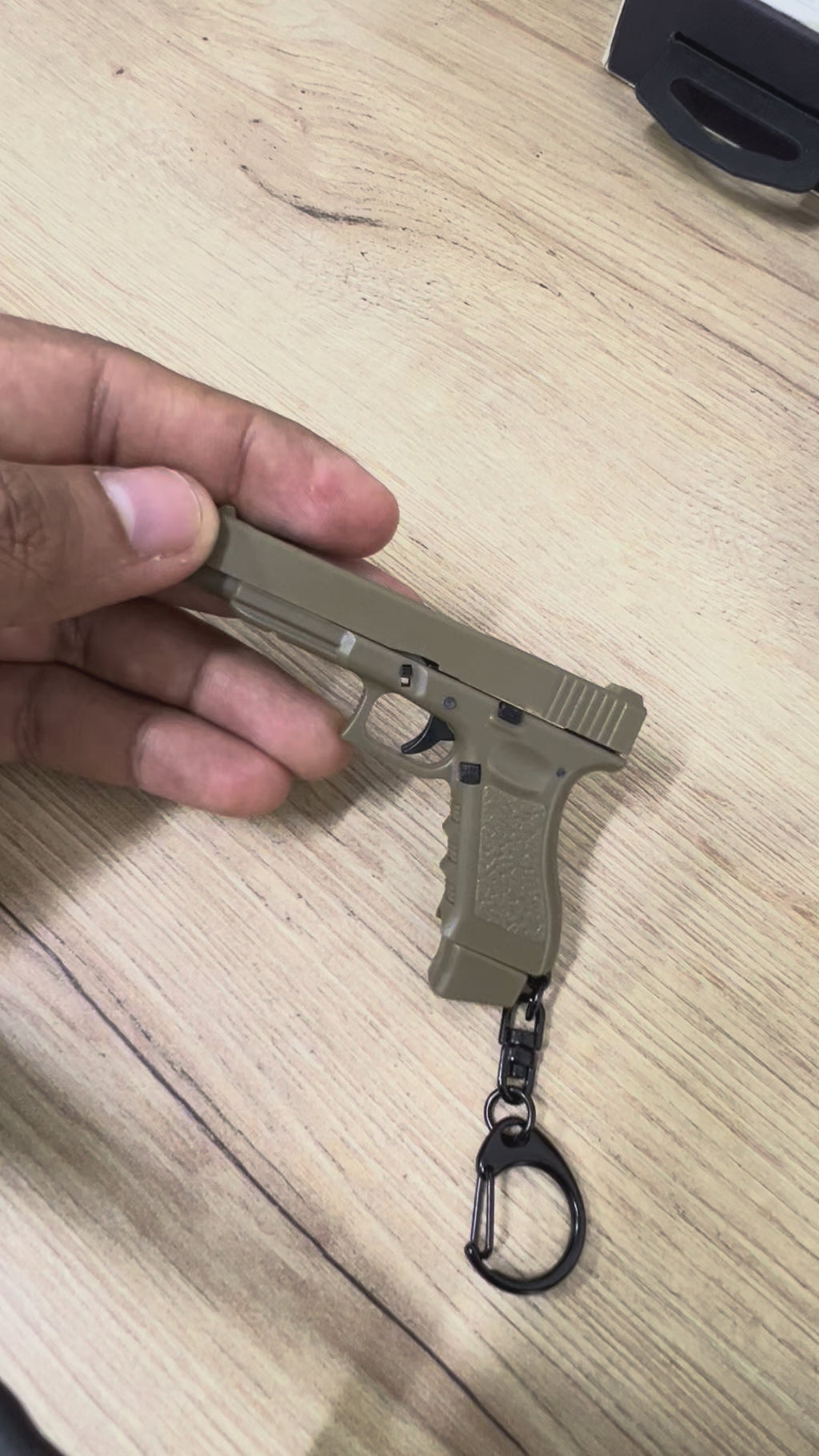 Llavero G34 Pistola Coyote