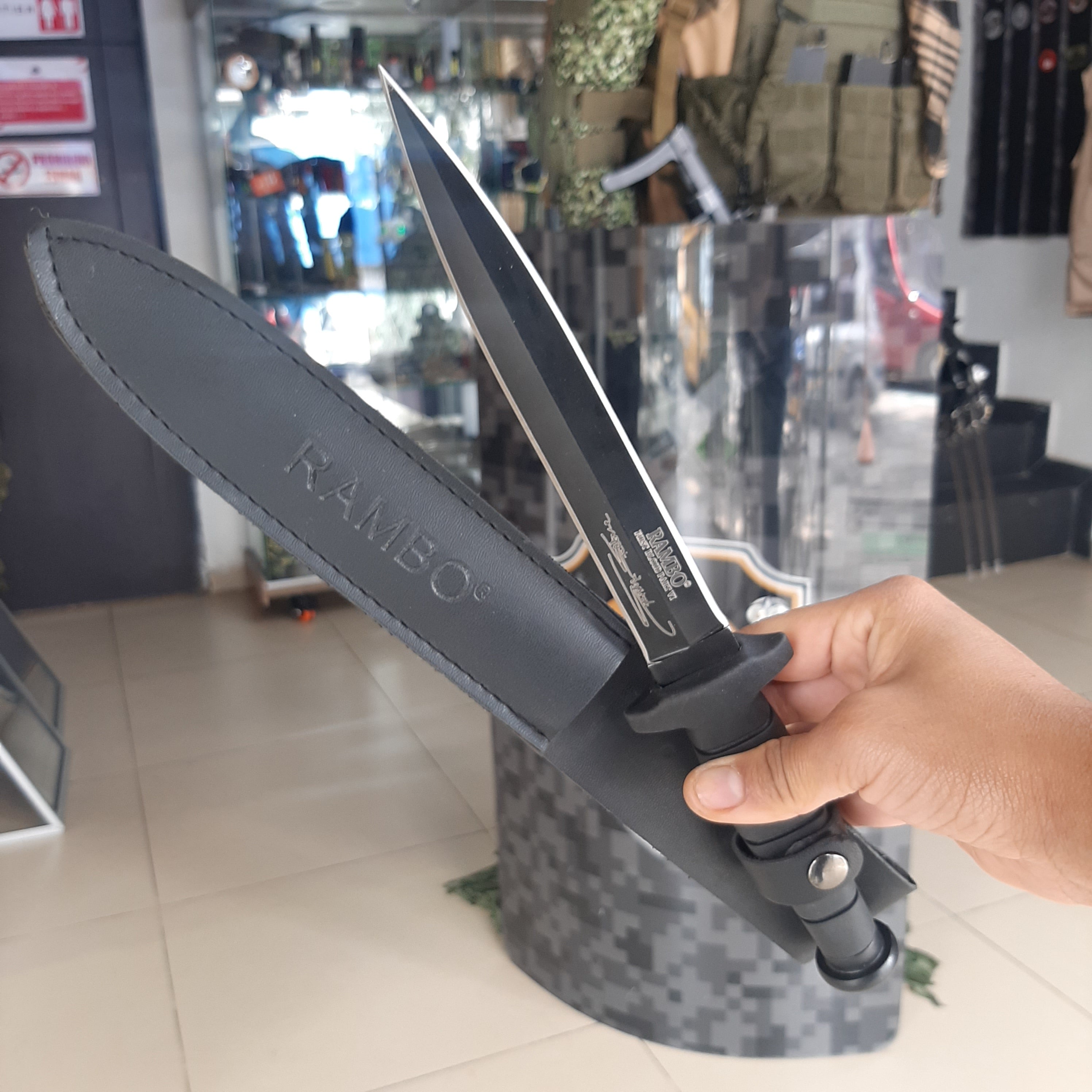 Cuchillo Rambo VI EV0590 Doble Filo